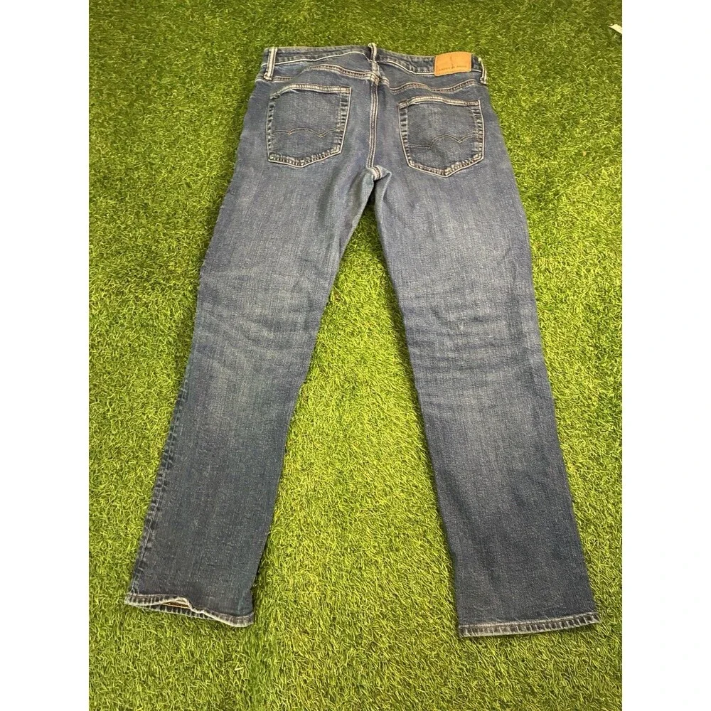 American Eagle AirFlex+ Jeans Men’s 34x32 Straight Leg Stretch Medium Wash Denim